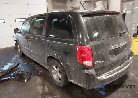 2013 Dodge Grand Caravan Sxt z USA, uszkodzony, nr VIN 2C4RDGCG4DR521098